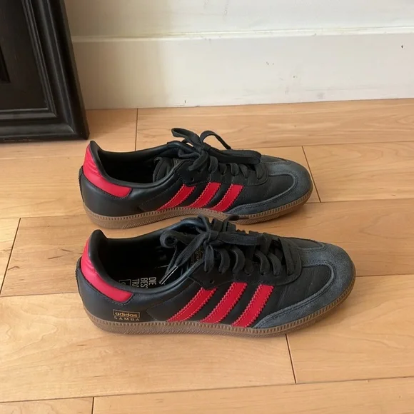 COPY - Adidas Sambas (Blue and Red OG Carbon Scarlet) - Picture 4 of 4